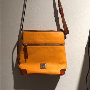 Crossbody purse